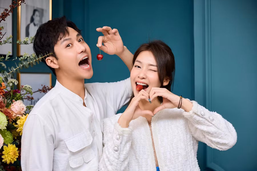 Thanh Sơn từng vướng tin đồn tình cảm với bạn diễn Khả Ngân.