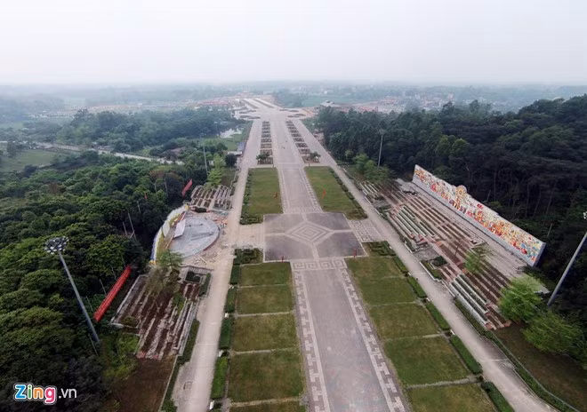 Đỉnh Đền Hùng nhìn từ không trung