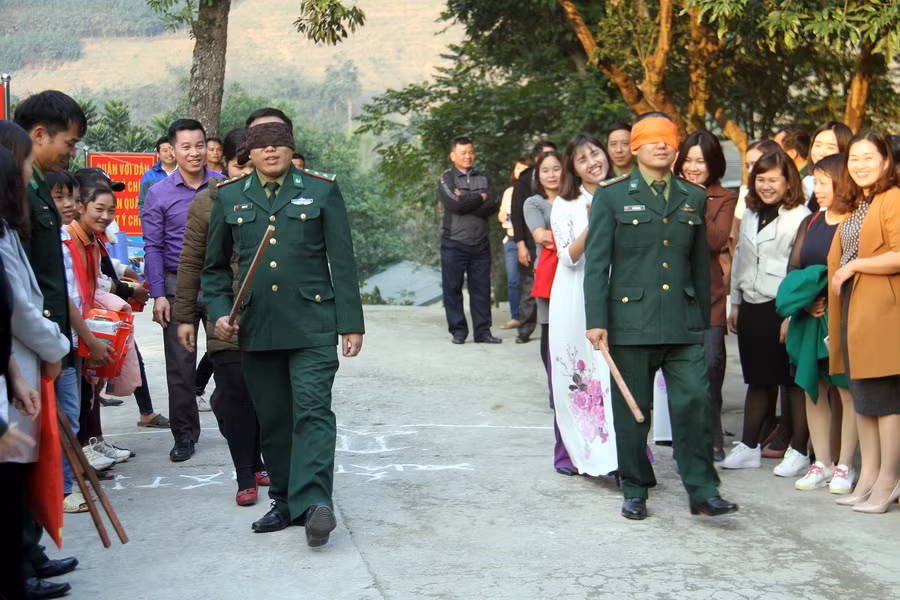 Các thầy nhập cuộc oai dũng