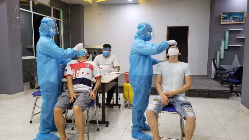 Biến thể Ấn Độ có khả năng lây nhanh, nhưng không khiến bệnh nặng hơn. Ảnh: Bộ Y tế cung cấp.