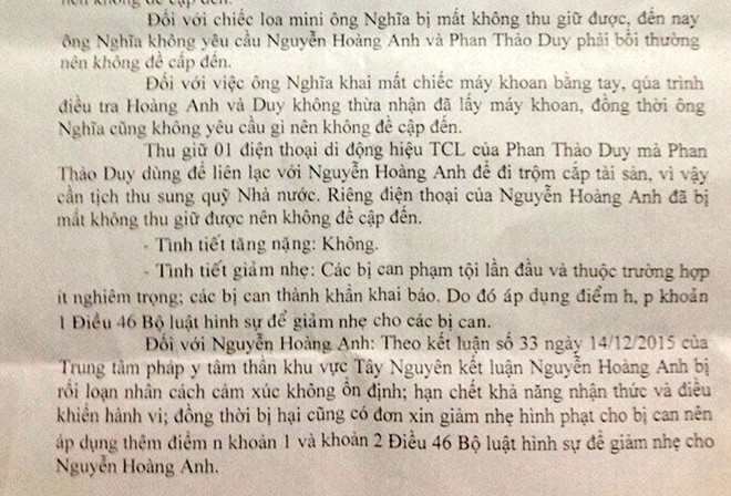 Cáo trạng nêu tình trạng bệnh của Hào Anh và nội dung áp dụng điều luật để xử lý bị can. Ảnh: Việt Tường. 1