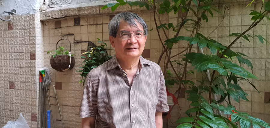 Ngoài 70 tuổi, GS.TSKH Ngô Việt Trung vẫn miệt mài với niềm đam mê toán học.