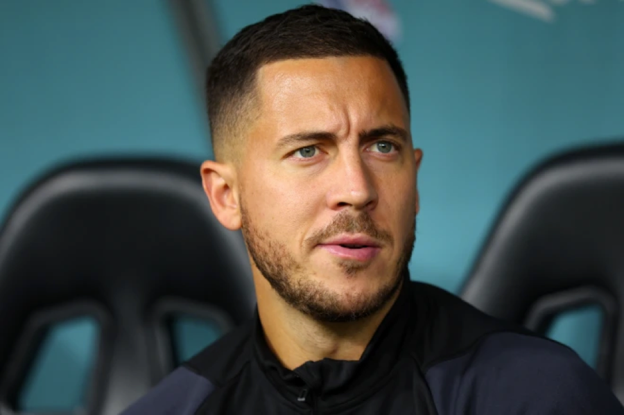 Hazard cân nhắc rời tuyển Bỉ và cả Real Madrid thời gian tới. Hazard cân nhắc rời tuyển Bỉ và cả Real Madrid thời gian tới.