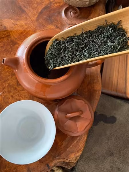 Ngày nay, cách uống trà của người Hà Nội đã thay đổi nhiều.