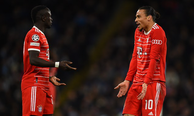 Sadio Mane và Leroy Sane lời qua tiếng lại khi Bayern Munich thua Man City ở tứ kết lượt đi Champions League. Sadio Mane và Leroy Sane lời qua tiếng lại khi Bayern Munich thua Man City ở tứ kết lượt đi Champions League.