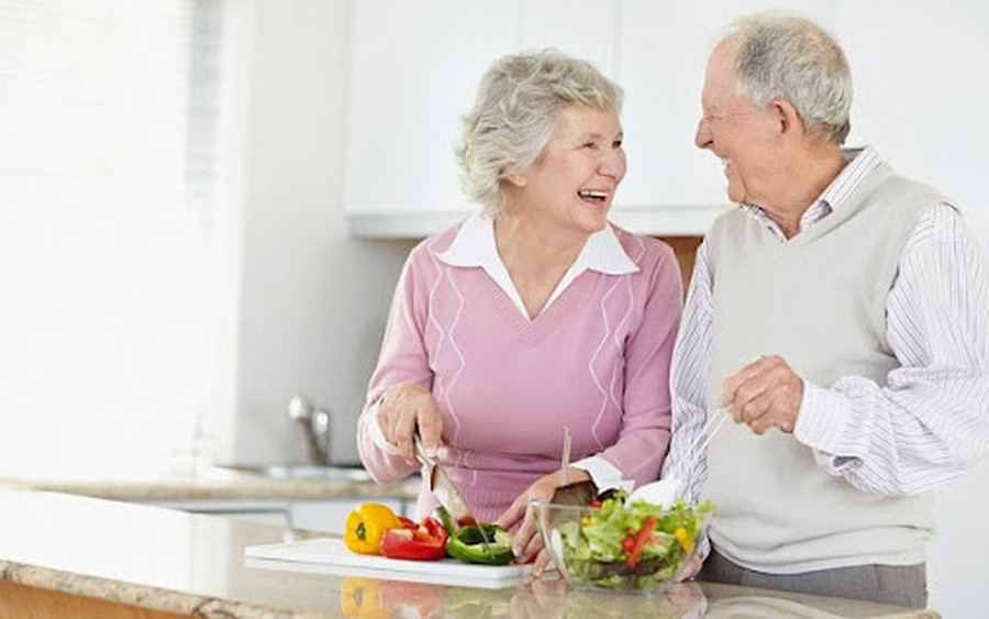 Chế độ dinh dưỡng đóng vai trò quan trọng đẩy lùi nguy cơ đột quỵ mùa lạnh. Ảnh minh họa.