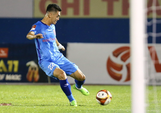 Tiến Linh đã có bàn thắng đầu tiên tại V.League 2023.