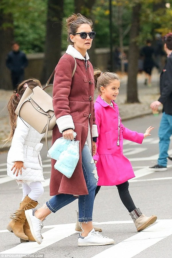 Suri Cruise hồn nhiên hơn với cuộc sống ít ồn ào