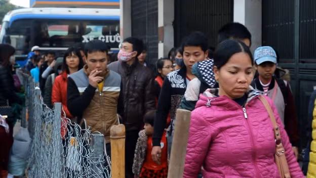 Năm nay tình hình an ninh trật tự tại các bến xe đều tốt, không xảy ra tình trạng chen chúc, xô đẩy nhau như mọi năm.