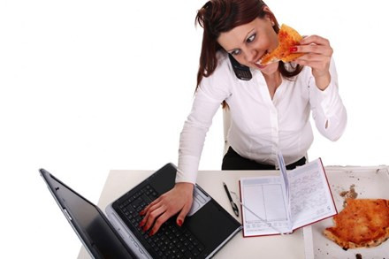 Tuyệt chiêu giữ eo thon cho người bận rộn