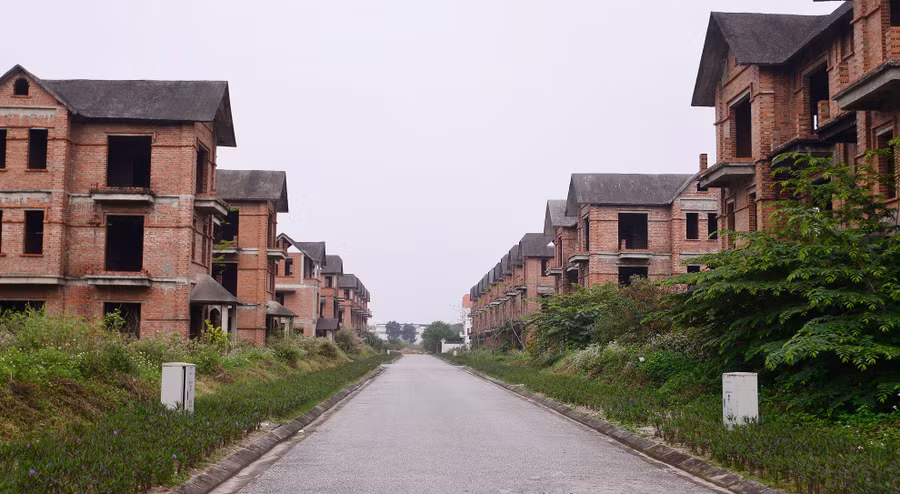 Sau 15 năm không triển khai xây dựng, dự án Khu đô thị Việt Á đã bị chấm dứt, dừng thực hiện. (Ảnh minh họa) Sau 15 năm không triển khai xây dựng, dự án Khu đô thị Việt Á đã bị chấm dứt, dừng thực hiện. (Ảnh minh họa)