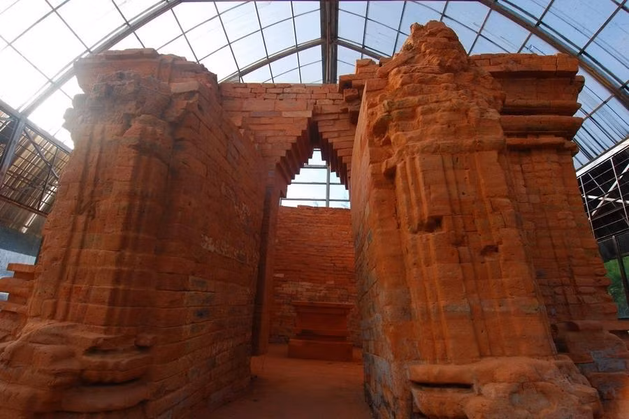 Tháp Chăm cổ Phú Diên vừa xác lập kỷ lục thế giới.