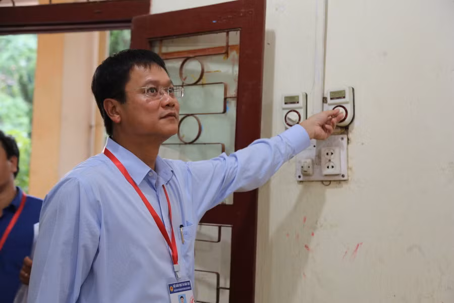 Những việc phải làm ngay trước giờ trống điểm trường thi ảnh 10