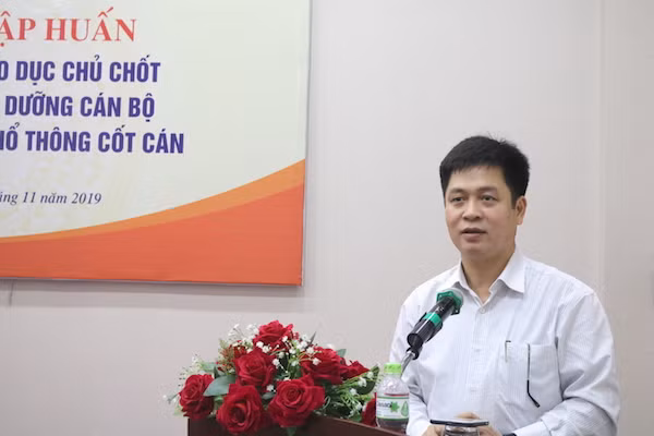 PGS.TS Nguyễn Xuân Thành, Phó Vụ trưởng Vụ Trung học phổ thông, Giám đốc BQL Chương trình ETEP phát biểu khai mạc.
