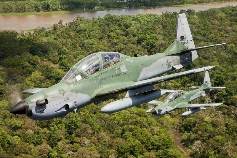 Máy bay tấn công EMB-314 Super Tucano của Brasil.