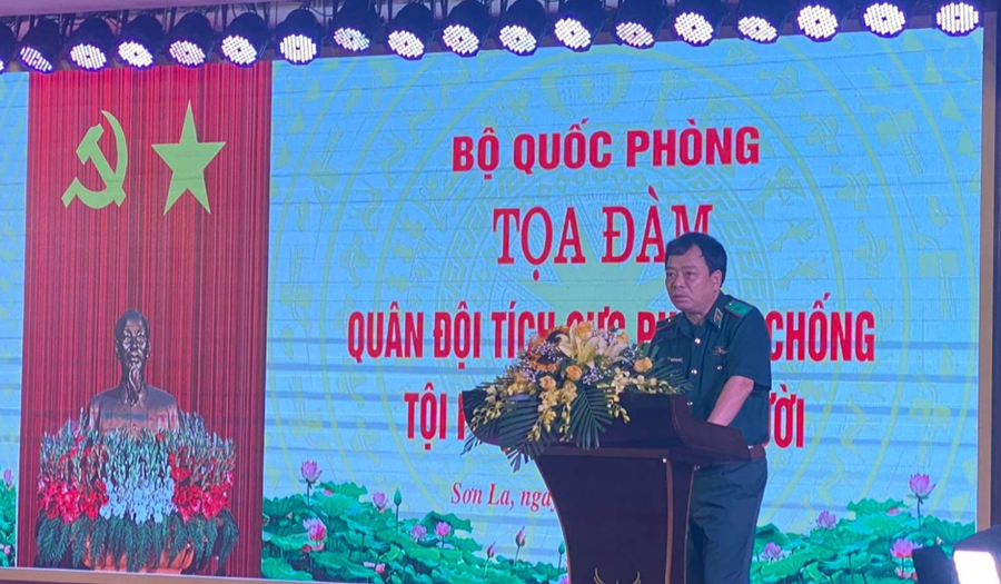 Thiếu tướng Nguyễn Văn Thiện, Phó Tư lệnh Bộ đội Biên phòng phát biểu tại tọa đàm. Thiếu tướng Nguyễn Văn Thiện, Phó Tư lệnh Bộ đội Biên phòng phát biểu tại tọa đàm.