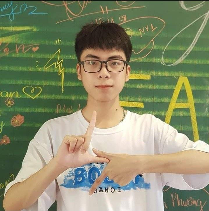 Kỳ thi tốt nghiệp THPT năm 2022, Linh có nguyện vọng xét tuyển tổ hợp D1 vào Trường Đại học Kinh tế quốc dân. Kỳ thi tốt nghiệp THPT năm 2022, Linh có nguyện vọng xét tuyển tổ hợp D1 vào Trường Đại học Kinh tế quốc dân.