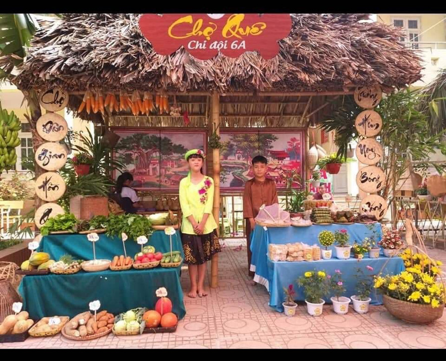 Văn hóa, truyền thống là "chất liệu" quý để giáo dục đạo đức, lối sống cho học trò Văn hóa, truyền thống là "chất liệu" quý để giáo dục đạo đức, lối sống cho học trò