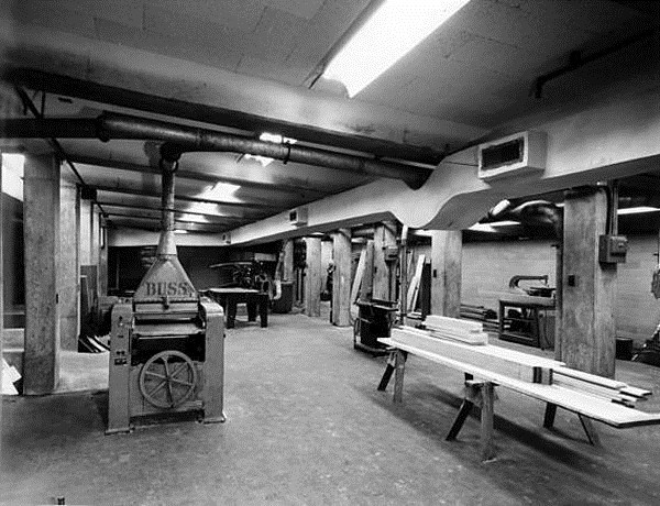 Xưởng mộc và máy ở trong tầng hầm của Nhà Trắng. Ảnh: whitehousemuseum.org whitehousemuseum.org