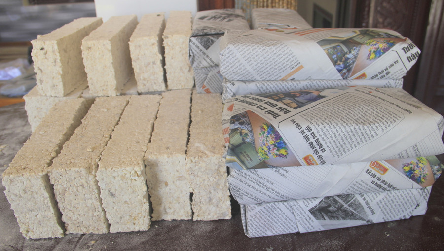 Sản phẩm bánh hộc Mai Xá mang hương vị đặc trưng của gạo nếp, gừng. Sản phẩm bánh hộc Mai Xá mang hương vị đặc trưng của gạo nếp, gừng.