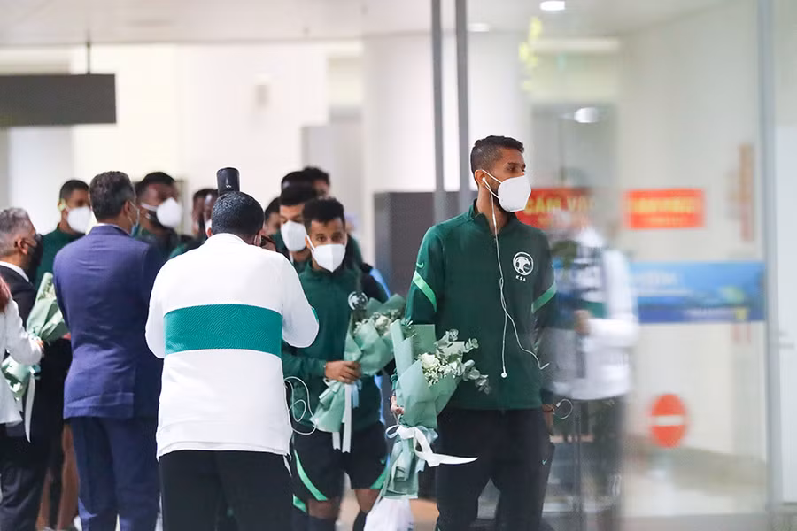 2 chuyên cơ chở các cầu thủ và thành viên Saudi Arabia tới Hà Nội.