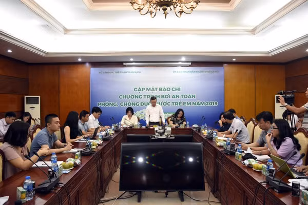 Toàn cảnh lễ phát động