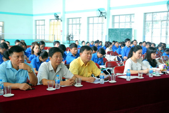 Cán bộ tỉnh đoàn và Sở GD&ĐT cùng CBQL, cán bộ Đoàn trường học tham gia lớp tập huấn. Ảnh: Việt Hà Cán bộ tỉnh đoàn và Sở GD&ĐT cùng CBQL, cán bộ Đoàn trường học tham gia lớp tập huấn. Ảnh: Việt Hà