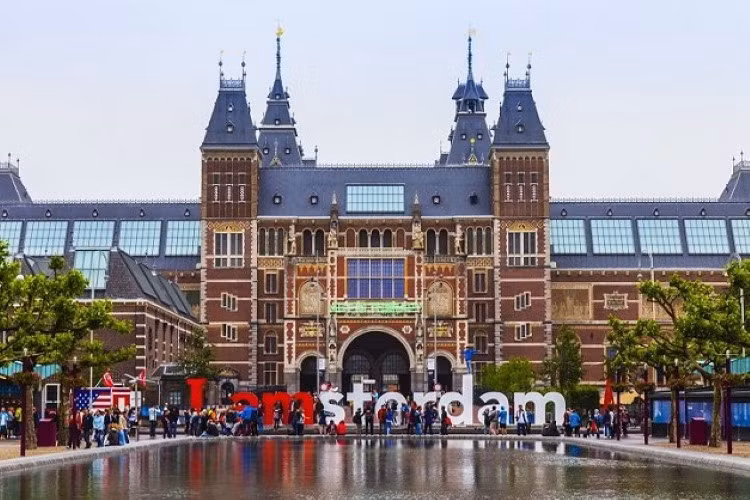 Trường Đại học Amsterdam, Hà Lan.