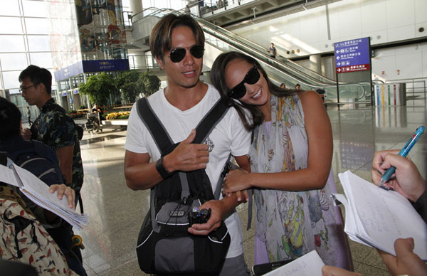 thien-than-noi-y-hong-kong-khoe-bung-bau-va-nhan-dinh-hon-4