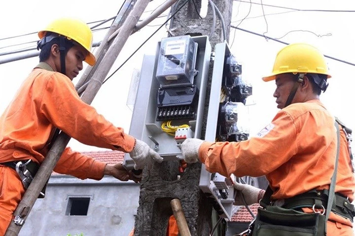 Hà Nội: 1.000 cuộc điện thoại mỗi ngày hỏi lịch cắt điện