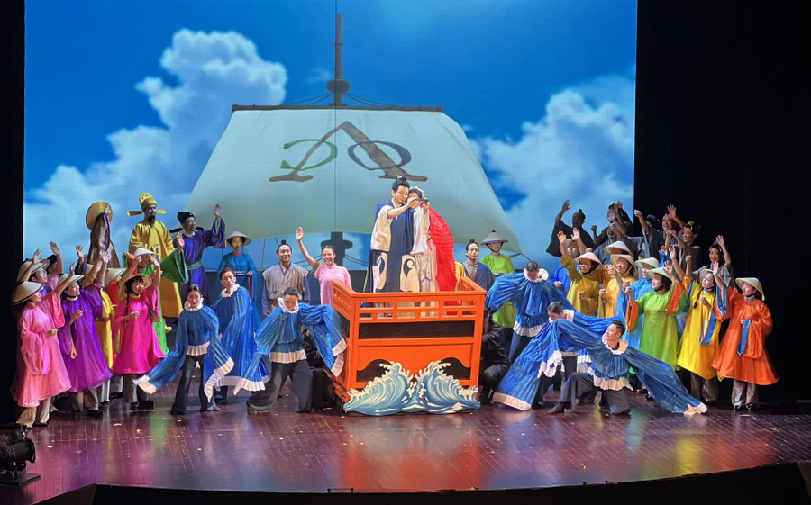 Vở diễn &apos;Công nữ Anio&apos; - câu chuyện lịch sử về tình yêu của công chúa nước Việt dành cho chàng trai Nhật Bản.