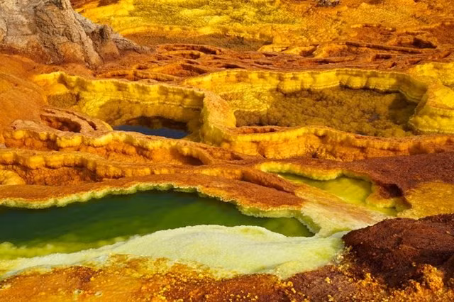 11 điểm du lịch nguy hiểm nhất trên thế giới ảnh 1