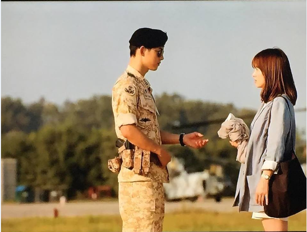 Bị vợ cho ra rìa vì Song Joong Ki ảnh 1 Bị vợ cho ra rìa vì Song Joong Ki ảnh 1