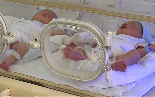 Tâm sự của thai phụ mang thai hộ cặp song sinh đầu tiên ảnh 1 tam su cua thai phu mang thai ho cap song sinh dau tien - 1