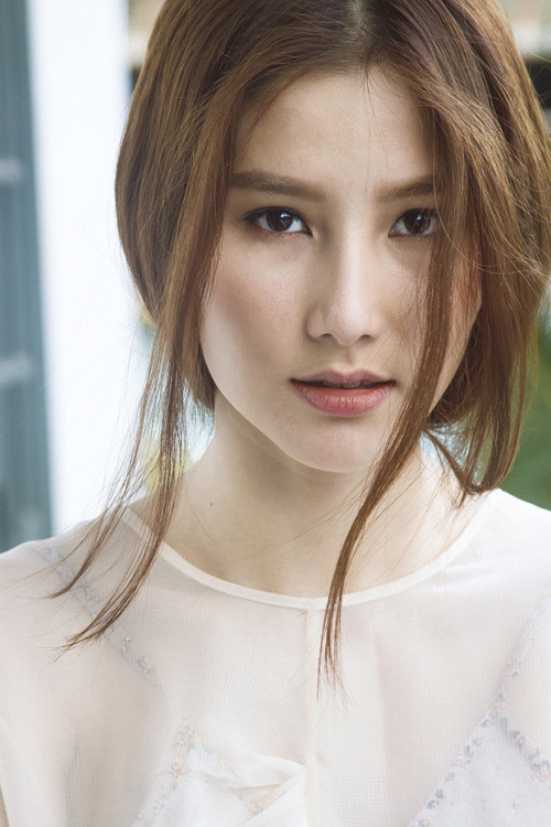 Những khoảnh khắc ngắm hoài không chán của Diễm My 9X ảnh 12 nhung khoanh khac ngam hoai khong chan cua diem my 9x - 12