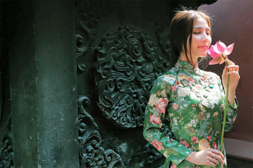 Những khoảnh khắc ngắm hoài không chán của Diễm My 9X ảnh 6 nhung khoanh khac ngam hoai khong chan cua diem my 9x - 6