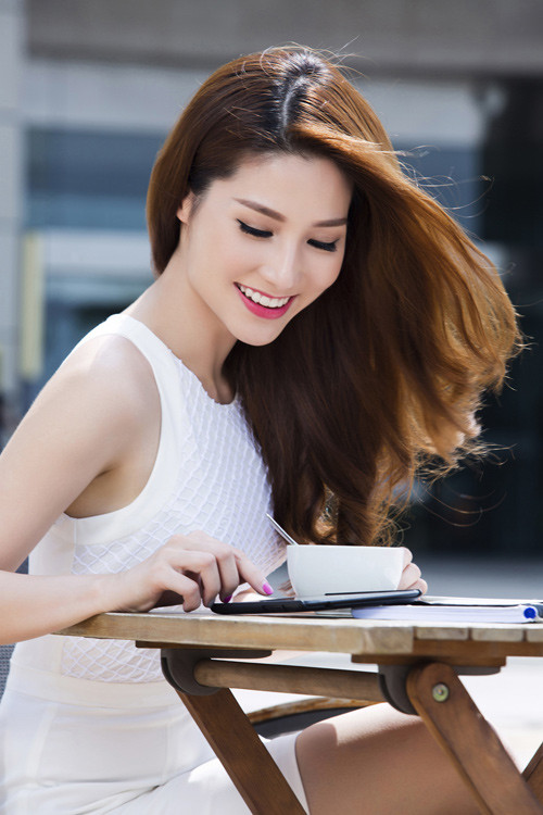 Những khoảnh khắc ngắm hoài không chán của Diễm My 9X ảnh 9 nhung khoanh khac ngam hoai khong chan cua diem my 9x - 9