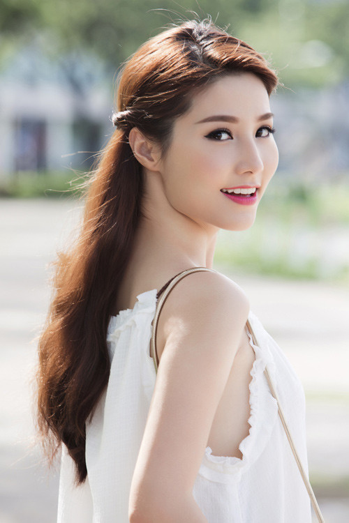 Những khoảnh khắc ngắm hoài không chán của Diễm My 9X ảnh 10 nhung khoanh khac ngam hoai khong chan cua diem my 9x - 10