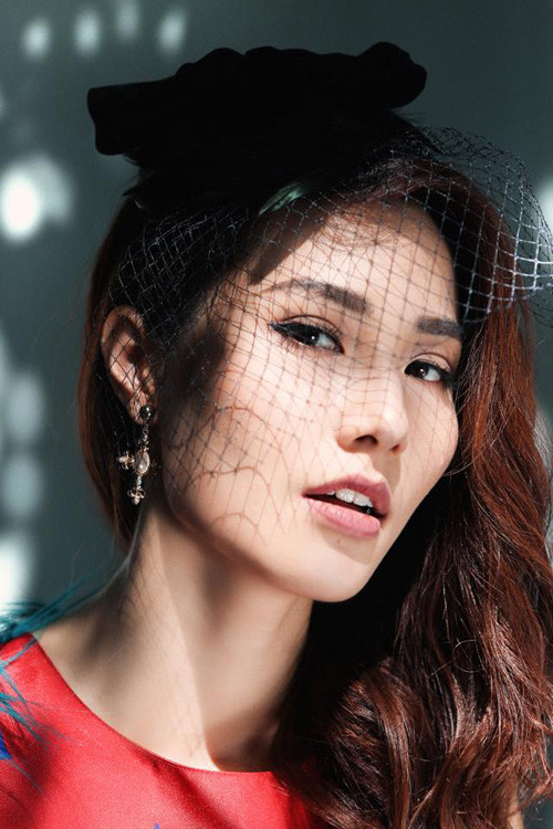 Những khoảnh khắc ngắm hoài không chán của Diễm My 9X ảnh 7 nhung khoanh khac ngam hoai khong chan cua diem my 9x - 7