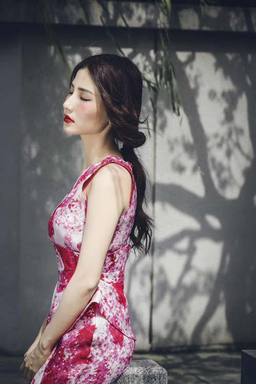 Những khoảnh khắc ngắm hoài không chán của Diễm My 9X ảnh 3 nhung khoanh khac ngam hoai khong chan cua diem my 9x - 3