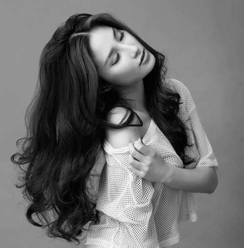 Những khoảnh khắc ngắm hoài không chán của Diễm My 9X ảnh 11 nhung khoanh khac ngam hoai khong chan cua diem my 9x - 11