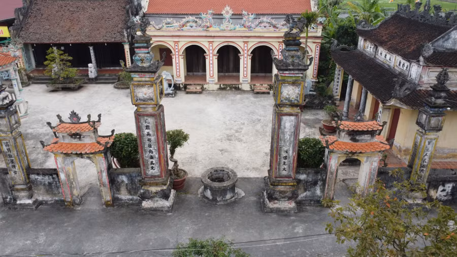 Cụm di tích đền - chùa Đào Lạng.