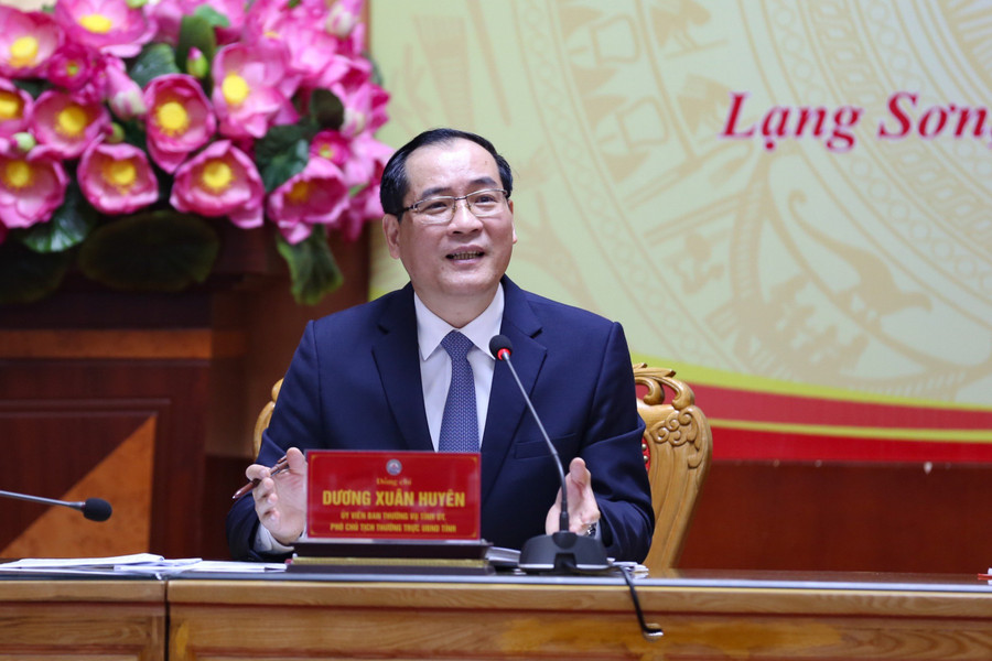 Ông Dương Xuân Huyên - Phó Chủ tịch Thường trực UBND tỉnh Lạng Sơn. Ông Dương Xuân Huyên - Phó Chủ tịch Thường trực UBND tỉnh Lạng Sơn.