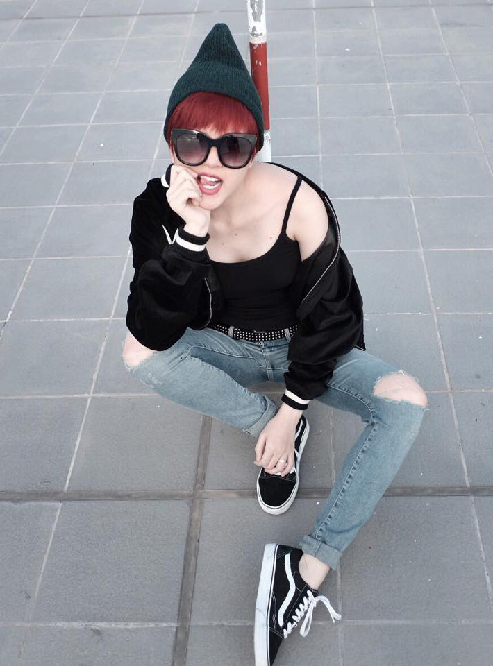 Thiều Bảo Trâm từng cho biết, cô cảm thấy tự tin và thoải mái khi diện trang phục hợp vóc dáng và bắt nhịp xu hướng. Người đẹp 22 tuổi liên tục thay đổi style để làm mới hình ảnh trong mắt công chúng. Thiều Bảo Trâm từng cho biết, cô cảm thấy tự tin và thoải mái khi diện trang phục hợp vóc dáng và bắt nhịp xu hướng. Người đẹp 22 tuổi liên tục thay đổi style để làm mới hình ảnh trong mắt công chúng.