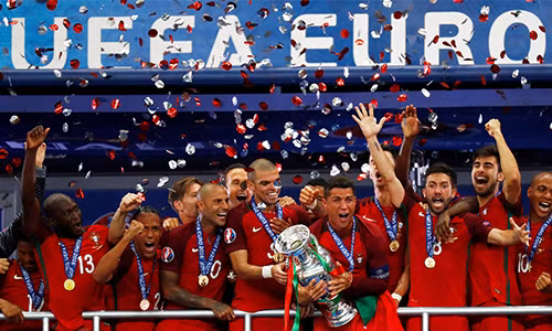 Điểm tên các nhà vô địch Euro từ 1960 đến nay, đội nào lên ngôi nhiều nhất? ảnh 2