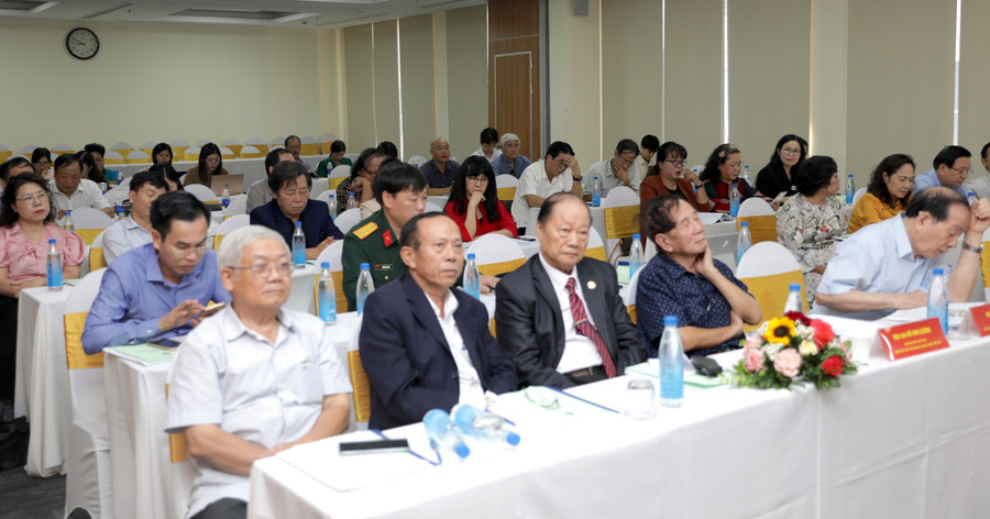 Hội thảo &apos;Tiếp tục đổi mới, sáng tạo tác phẩm hay, xứng đáng; chấn hưng sự nghiệp văn hóa, văn nghệ của đất nước&apos; thu hút sự quan tâm của đông đảo văn nghệ sĩ. Ảnh: ITN.