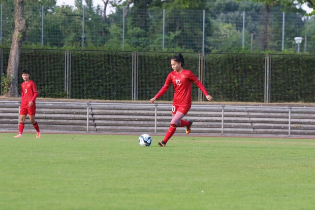 Chương Thị Kiều trở lại sau 9 tháng chấn thương. Chương Thị Kiều trở lại sau 9 tháng chấn thương.