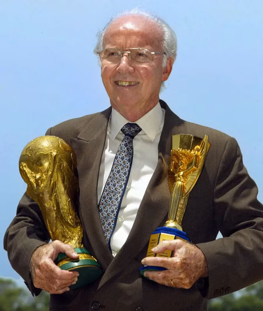 Huyền thoại Zagallo, người từng 4 lần vô địch World Cup cùng tuyển Brazil qua đời ở tuổi 92.