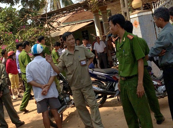 Lực lượng CA bảo vệ hiện trường. Lực lượng CA bảo vệ hiện trường.