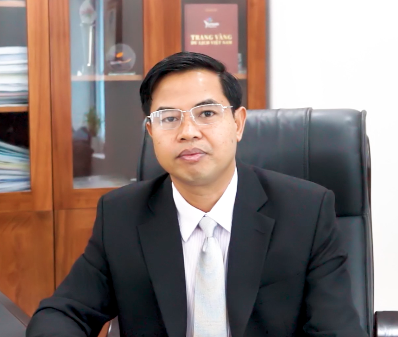 PGS.TS Trần Hữu Tuấn, Hiệu trưởng Trường Du lịch - ĐH Huế chia sẻ về dự án của nhóm sinh viên khi đạt giải Ba khối sinh viên tại Ngày hội khởi nghiệp quốc gia lần V. PGS.TS Trần Hữu Tuấn, Hiệu trưởng Trường Du lịch - ĐH Huế chia sẻ về dự án của nhóm sinh viên khi đạt giải Ba khối sinh viên tại Ngày hội khởi nghiệp quốc gia lần V.